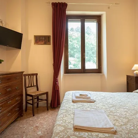 瓦勒奥利维别墅农家乐