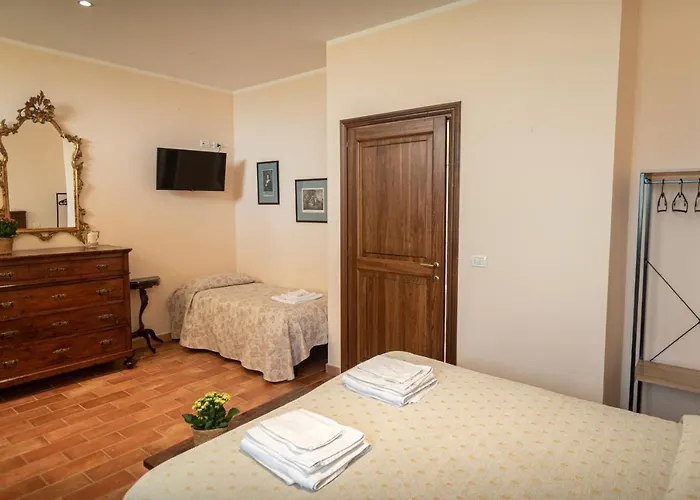 Фермерский дом Val D'olivi Capodacqua (Assisi)